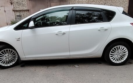Opel Astra J, 2013 год, 600 000 рублей, 7 фотография