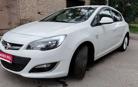 Opel Astra J, 2013 год, 600 000 рублей, 8 фотография