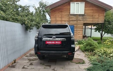 Toyota Land Cruiser Prado 150 рестайлинг 2, 2018 год, 6 000 000 рублей, 4 фотография