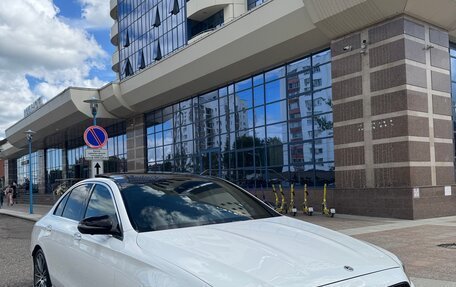 Mercedes-Benz E-Класс, 2021 год, 5 250 000 рублей, 2 фотография