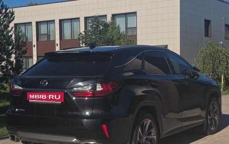 Lexus RX IV рестайлинг, 2017 год, 4 200 000 рублей, 8 фотография