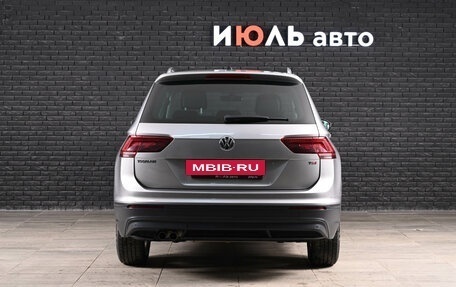 Volkswagen Tiguan II, 2017 год, 2 030 000 рублей, 5 фотография