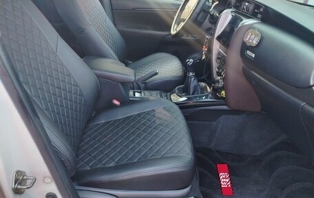 Toyota Fortuner II, 2019 год, 3 450 000 рублей, 10 фотография