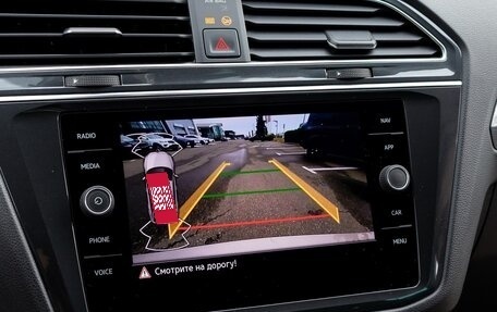Volkswagen Tiguan II, 2021 год, 2 095 000 рублей, 15 фотография