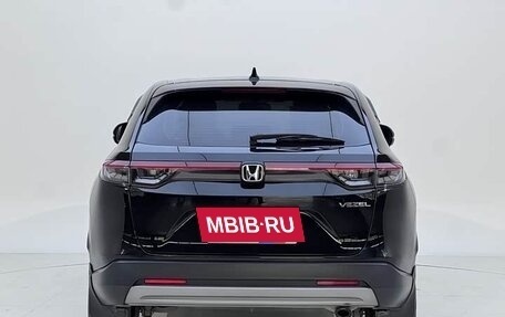 Honda Vezel, 2023 год, 2 460 000 рублей, 5 фотография