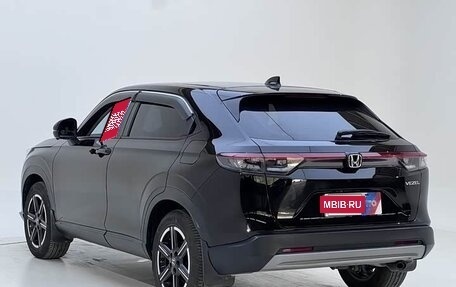 Honda Vezel, 2023 год, 2 460 000 рублей, 6 фотография