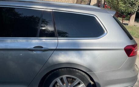 Volkswagen Passat B8 рестайлинг, 2015 год, 1 670 000 рублей, 5 фотография