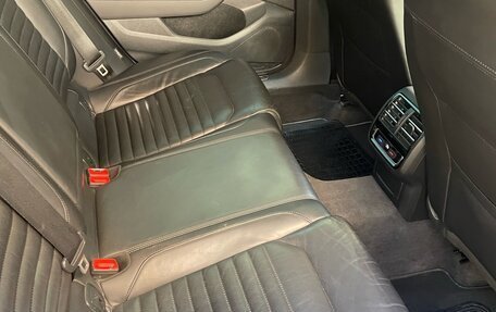 Volkswagen Passat B8 рестайлинг, 2015 год, 1 670 000 рублей, 9 фотография