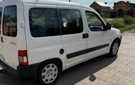 Peugeot Partner II рестайлинг 2, 2010 год, 535 000 рублей, 7 фотография