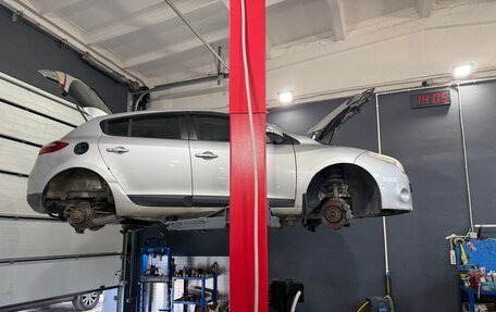 Renault Megane III, 2010 год, 670 000 рублей, 2 фотография