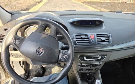 Renault Megane III, 2010 год, 670 000 рублей, 5 фотография