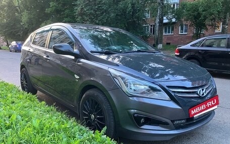 Hyundai Solaris II рестайлинг, 2015 год, 749 000 рублей, 9 фотография