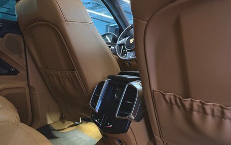Porsche Cayenne III, 2013 год, 2 900 000 рублей, 34 фотография
