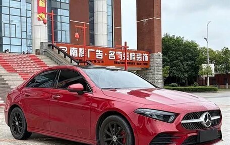 Mercedes-Benz A-Класс, 2023 год, 1 855 000 рублей, 3 фотография