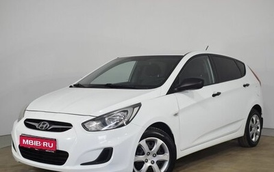Hyundai Solaris II рестайлинг, 2013 год, 830 000 рублей, 1 фотография
