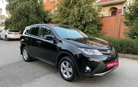 Toyota RAV4, 2013 год, 1 615 000 рублей, 3 фотография