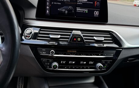 BMW 5 серия, 2019 год, 3 990 000 рублей, 13 фотография