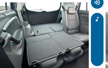 Toyota Verso I, 2011 год, 1 250 000 рублей, 9 фотография