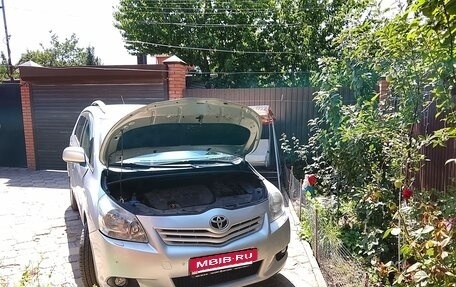 Toyota Verso I, 2011 год, 1 250 000 рублей, 14 фотография