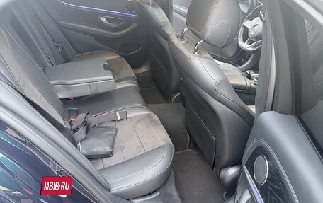 Mercedes-Benz E-Класс, 2017 год, 3 350 000 рублей, 5 фотография