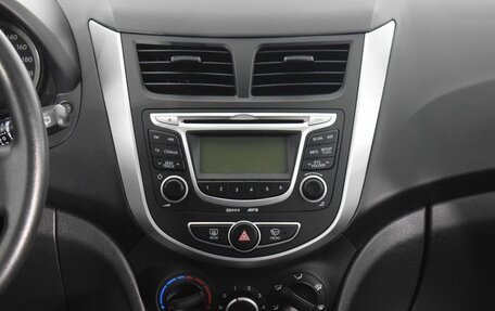 Hyundai Solaris II рестайлинг, 2013 год, 830 000 рублей, 13 фотография