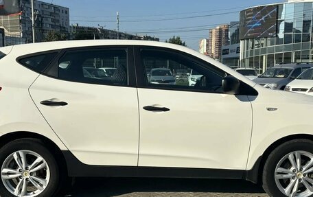 Hyundai ix35 I рестайлинг, 2014 год, 1 300 000 рублей, 4 фотография