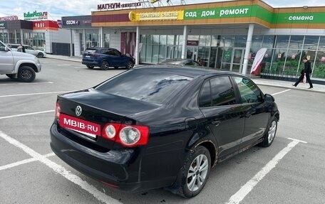 Volkswagen Jetta VI, 2010 год, 550 000 рублей, 4 фотография