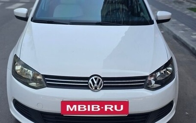 Volkswagen Polo VI (EU Market), 2013 год, 950 000 рублей, 1 фотография