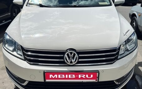 Volkswagen Passat B7, 2013 год, 1 350 000 рублей, 2 фотография