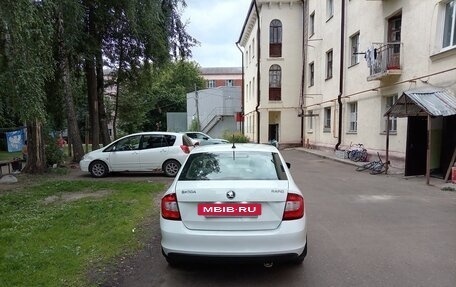 Skoda Rapid I, 2015 год, 625 000 рублей, 2 фотография
