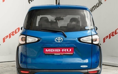 Toyota Sienta II, 2017 год, 1 390 000 рублей, 6 фотография
