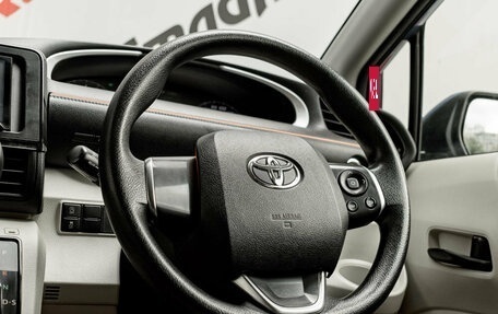 Toyota Sienta II, 2017 год, 1 390 000 рублей, 14 фотография