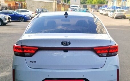 KIA Rio IV, 2021 год, 2 355 000 рублей, 8 фотография