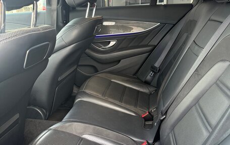 Mercedes-Benz E-Класс AMG, 2018 год, 6 400 000 рублей, 24 фотография