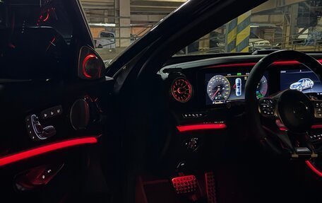 Mercedes-Benz E-Класс AMG, 2018 год, 6 400 000 рублей, 28 фотография