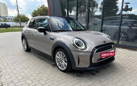 MINI Hatch, 2022 год, 2 850 000 рублей, 7 фотография