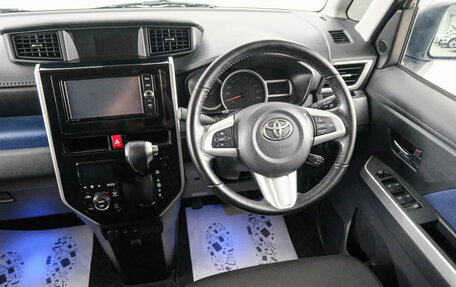 Toyota Roomy I, 2017 год, 1 039 000 рублей, 10 фотография
