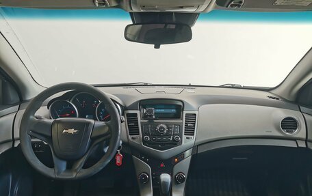 Chevrolet Cruze II, 2012 год, 690 000 рублей, 10 фотография