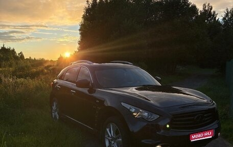 Infiniti QX70, 2016 год, 2 350 000 рублей, 1 фотография