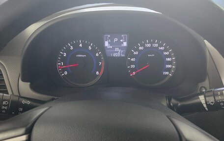 Hyundai Solaris II рестайлинг, 2014 год, 1 000 000 рублей, 9 фотография