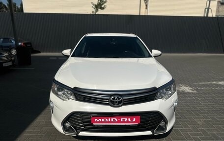 Toyota Camry, 2014 год, 1 870 000 рублей, 2 фотография