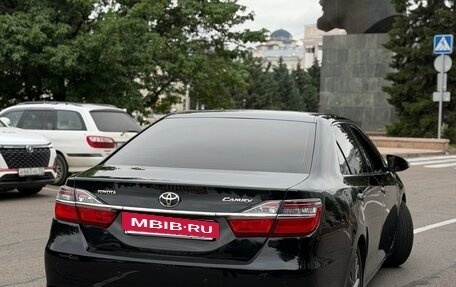 Toyota Camry, 2015 год, 2 000 000 рублей, 4 фотография