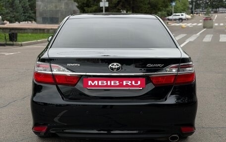 Toyota Camry, 2015 год, 2 000 000 рублей, 5 фотография