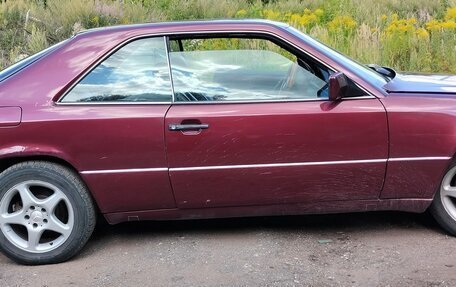 Mercedes-Benz E-Класс, 1996 год, 760 000 рублей, 2 фотография
