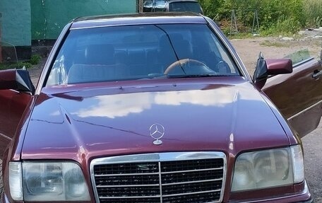 Mercedes-Benz E-Класс, 1996 год, 760 000 рублей, 4 фотография