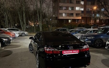 Toyota Camry, 2015 год, 2 000 000 рублей, 19 фотография