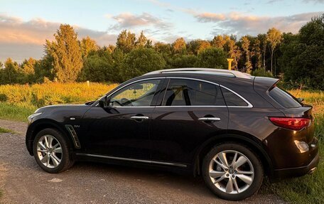 Infiniti QX70, 2016 год, 2 350 000 рублей, 3 фотография