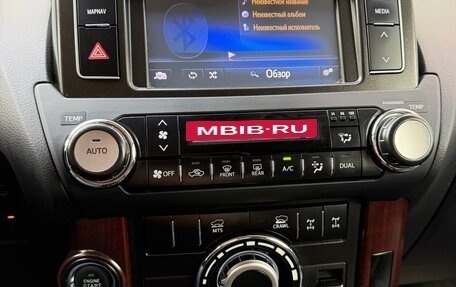 Toyota Land Cruiser Prado 150 рестайлинг 2, 2016 год, 4 120 000 рублей, 16 фотография