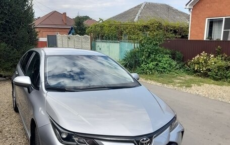 Toyota Corolla, 2022 год, 2 150 000 рублей, 2 фотография