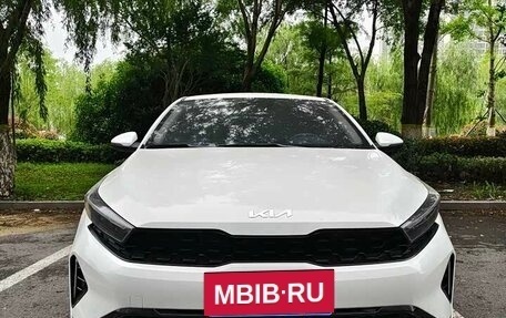 KIA K3, 2023 год, 1 725 000 рублей, 2 фотография